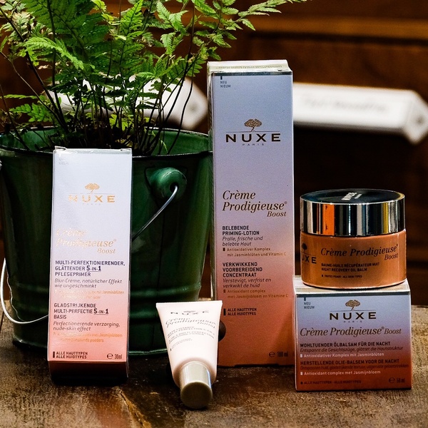 Nuxe creme prodigieuse boost fuer die Haut