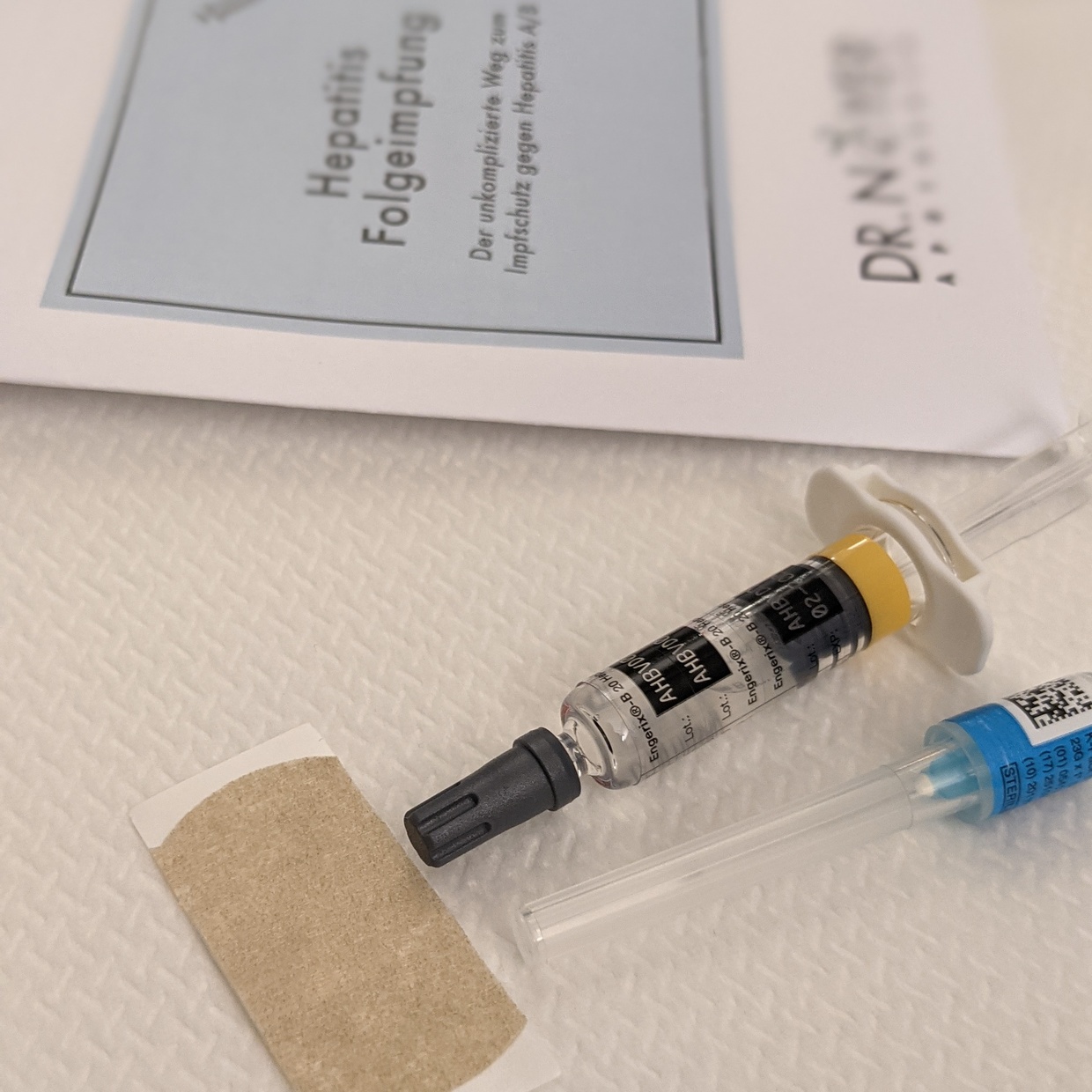 Hepatitis B Folgenimpfung, Gelbfieber