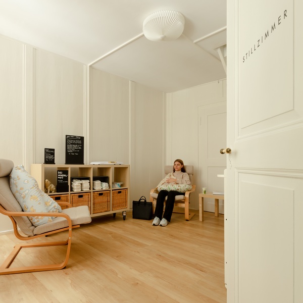 Stillzimmer Dr. Noyer Stillzimmer Dr. Noyer